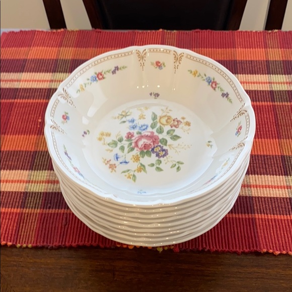 Sold! Nikko- 71 pieces! perfect vintage China set - Picture 5 of 9